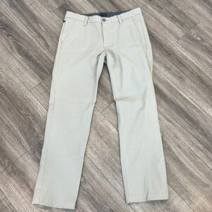 33x32 Mens DOCKERS slim tapered fit Pants